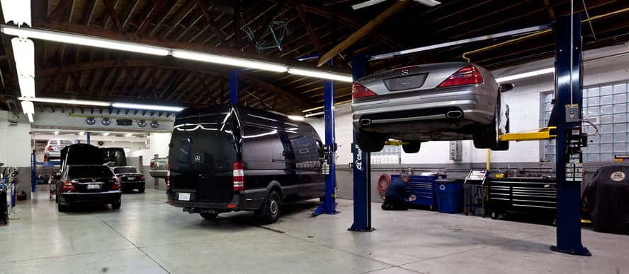 Auto Garage - Burdi Motorworks